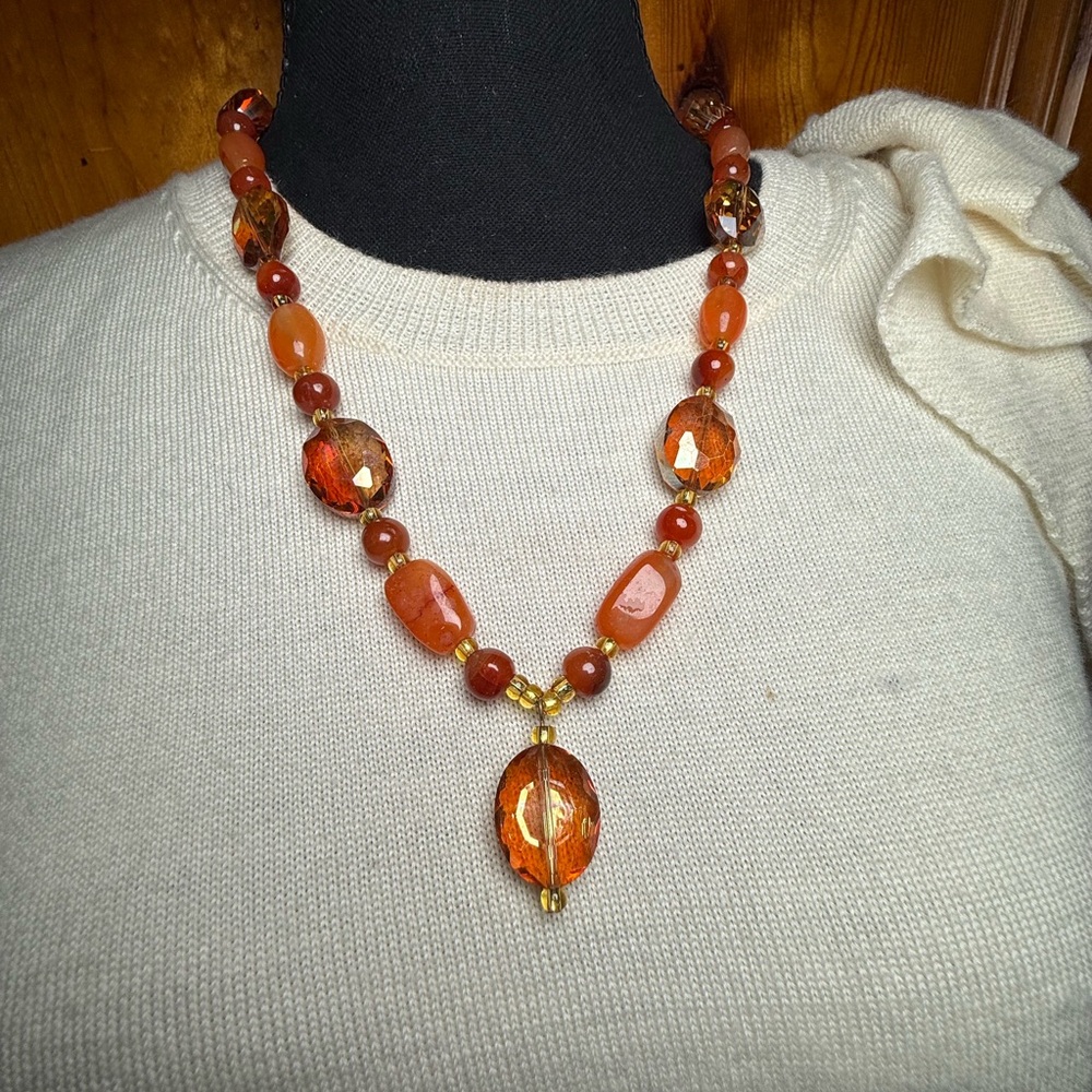 Source Unknown Amber and Gold Beaded‎ Necklace